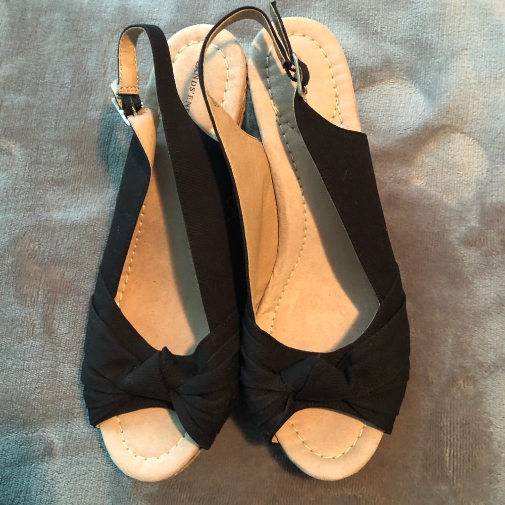 Women’s Lands End Shoes.  Size 8.
